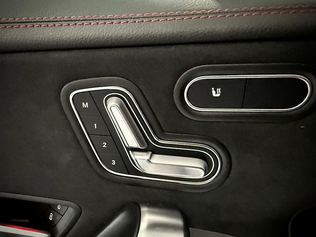 Mercedes-Benz CLA 200 AMG Premium El-stolar 19tum - bild 8