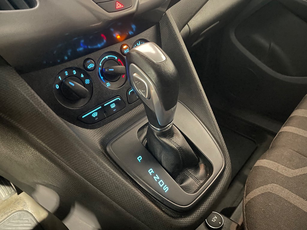Ford transit Connect 220 1.5 TDCi Powershift Drag Bkam Värmare Moms