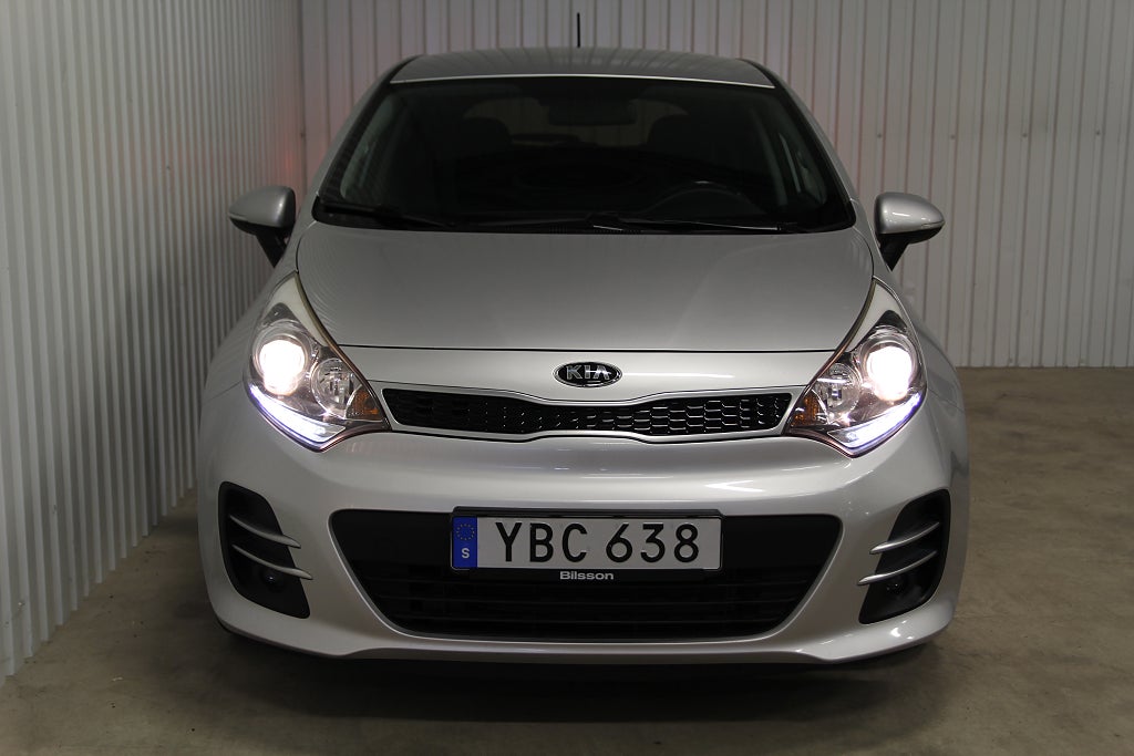 Kia Rio 5-dörrar 1.2  dragkrok(löstagbar), NAV, P-sensor, BT
