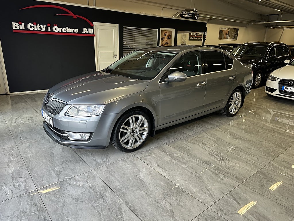 Skoda Octavia 1.4 TSI Ambition 2-Ägare / Låga Mil / Nyservad & Besikt
