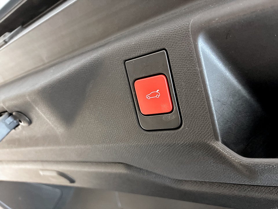 Bild på Peugeot 5008 GT Hybrid 145hk Aut KAMPANJ BRÄNSLE INGÅR