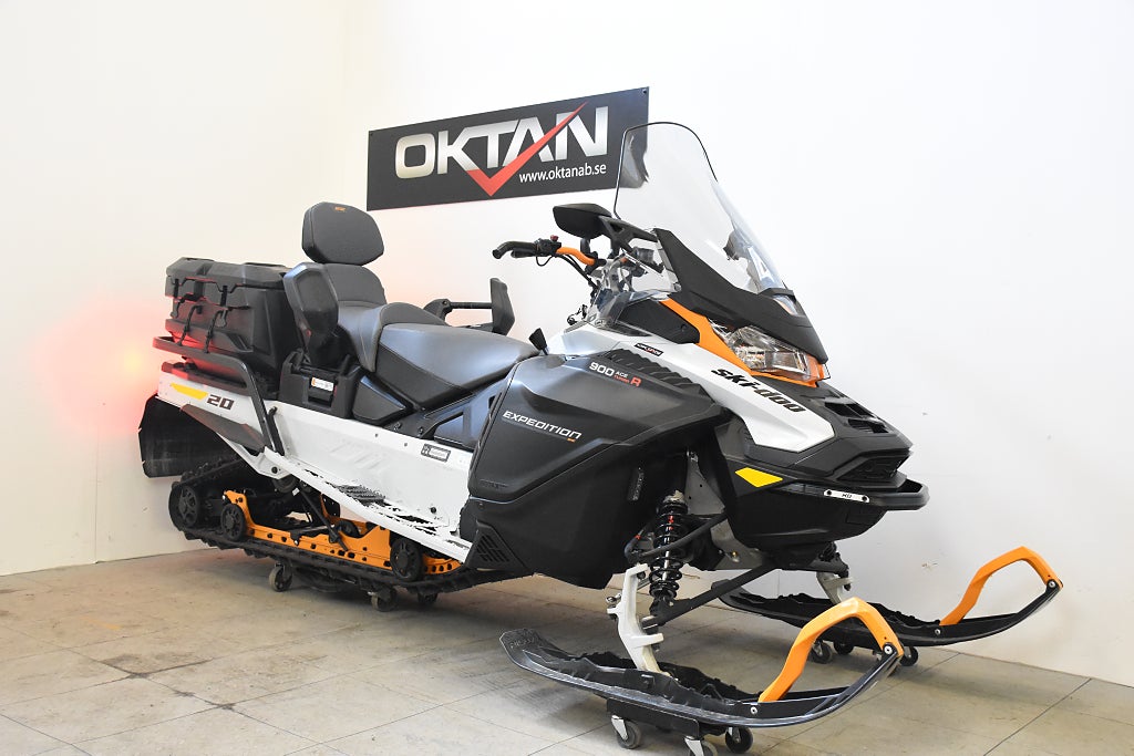 Ski-Doo Expedition SE 900 ACE Turbo R 