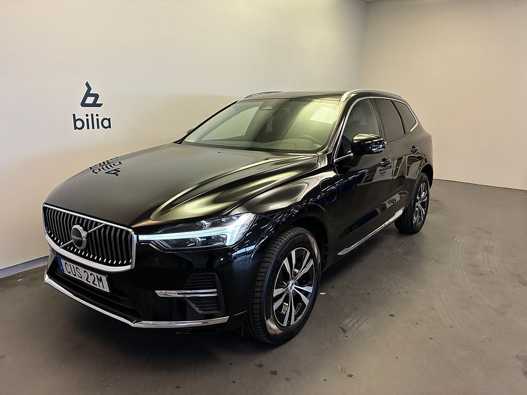 Volvo XC60 Recharge T6 Core Edition / Keyless / Panoramat...