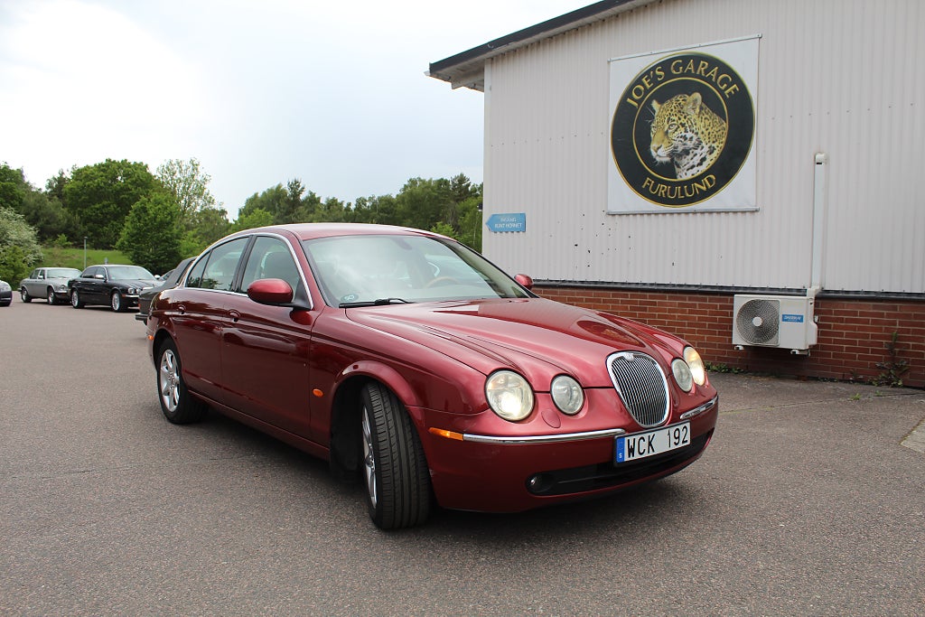 Jaguar S-Type 2.7 V6, snygg, körklar, nybes u.a., fungerande ac, fix!