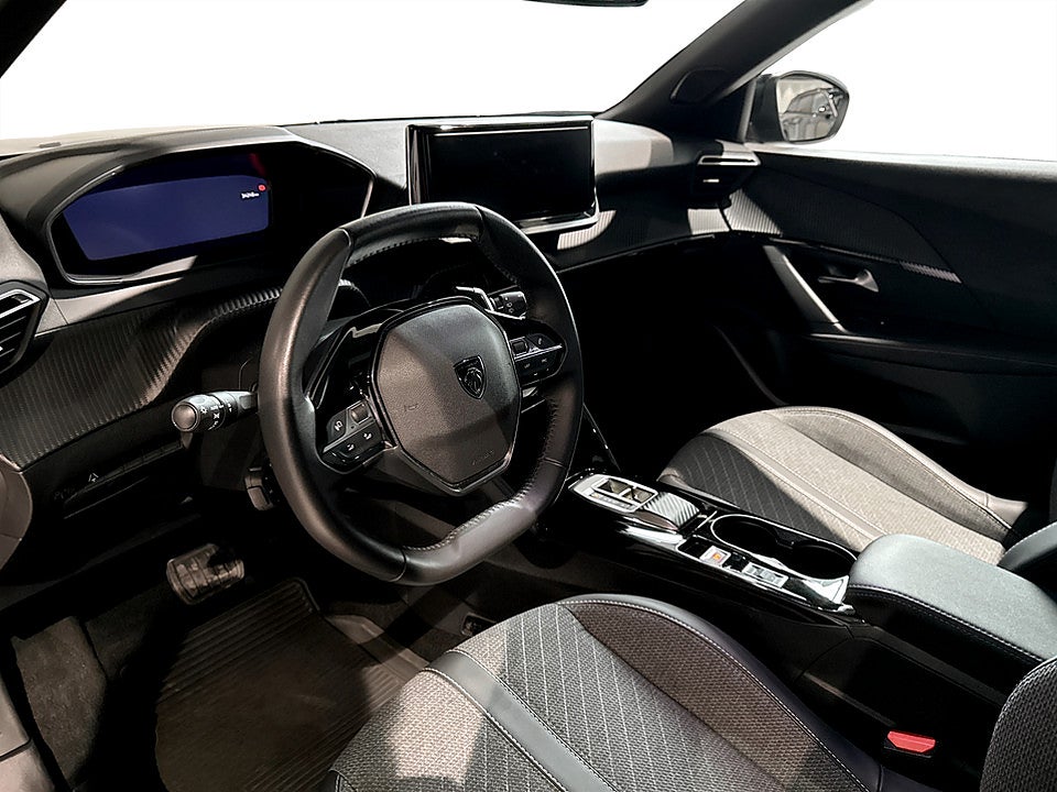 Bild på Peugeot 2008 Allure Hybrid 145hk Aut B-KAMERA CARPLAY