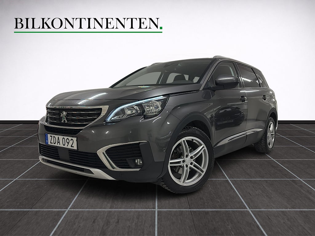 Peugeot 5008 1.2 PureTech ALLURE 7-Sits Cockpit 360°Kamera Navi Drag