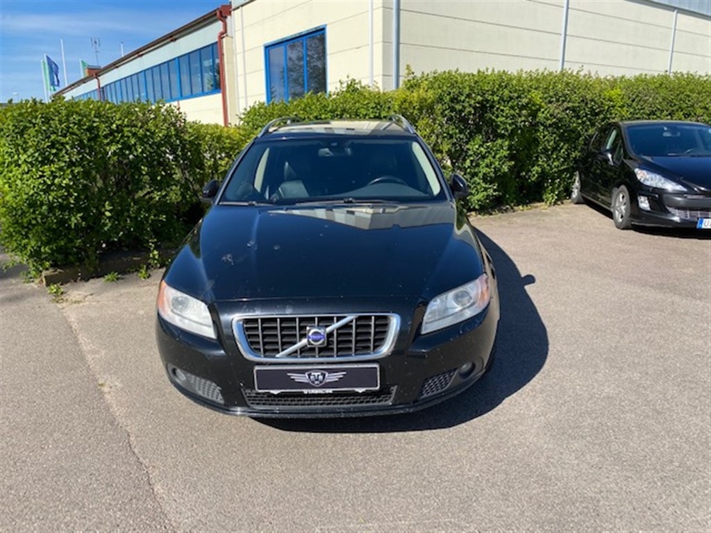 Volvo V70 2.4D 0KR Kontant 2008, bild 2/32