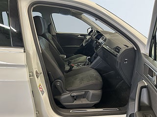 Volkswagen Tiguan 2.0 TDI 4M Elegance MOMS/Kamera/Drag/S&VDäck/D-värmare – bild 10