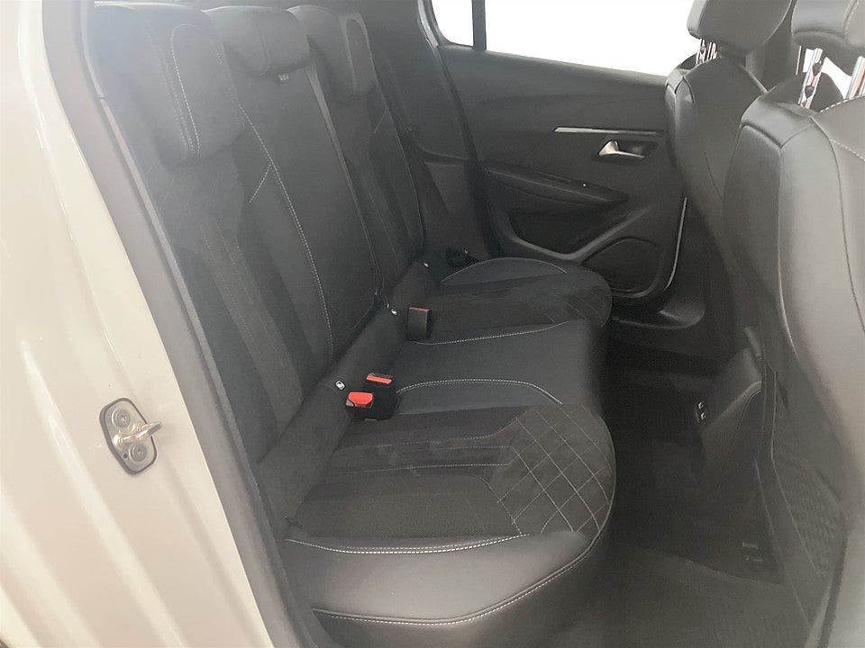 Bild på Peugeot E-208 GT Pack 50kWh 136hk Aut B-KAMERA