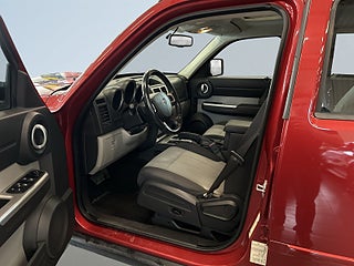 Dodge Nitro 3.7 V6 AWD S&V-hjul/Psens/Navi/Sätesvärm/Bluetooth