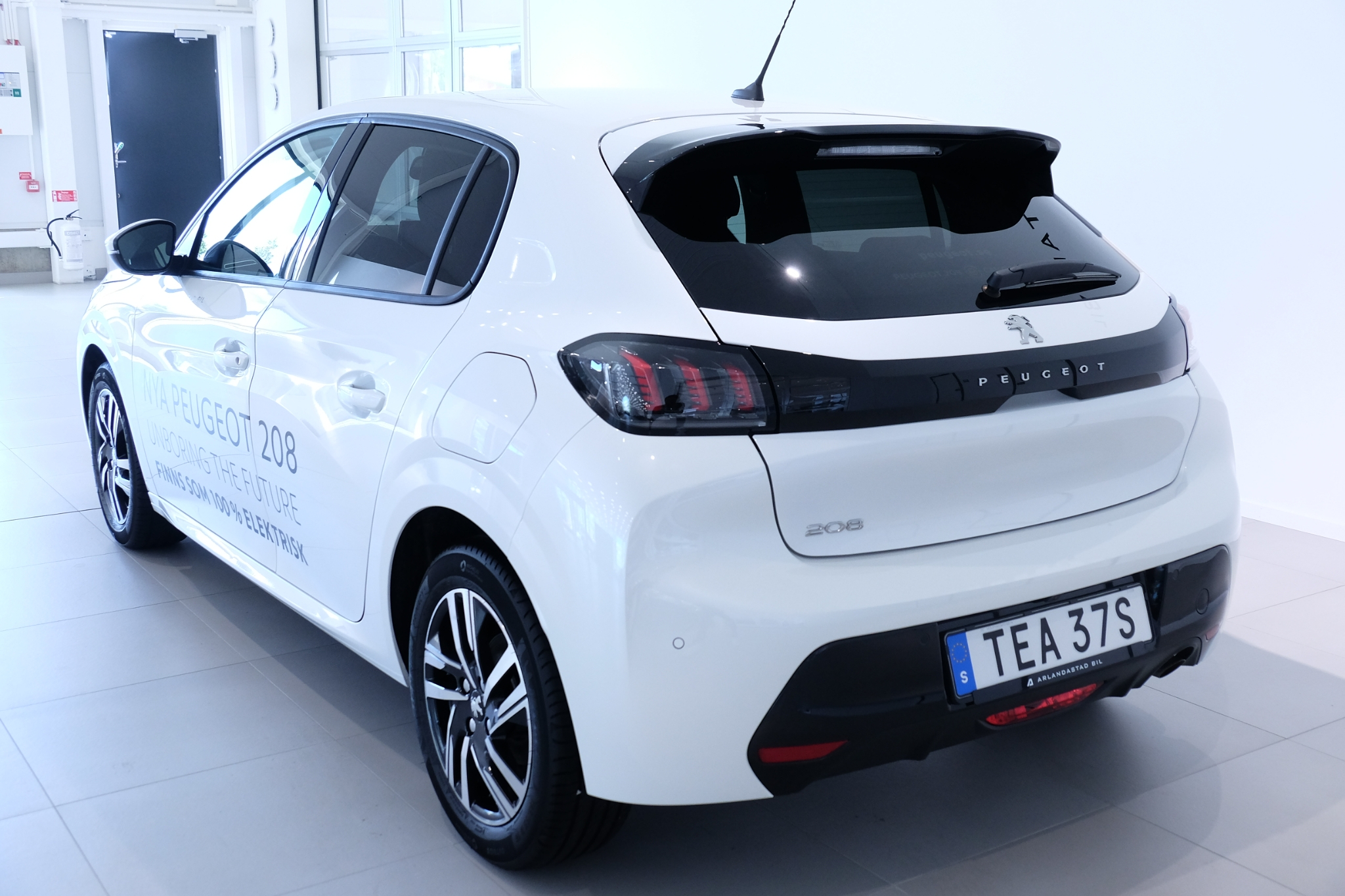 Peugeot 208 Allure Pack PT 100hk AUT 2023, kuva 3/44