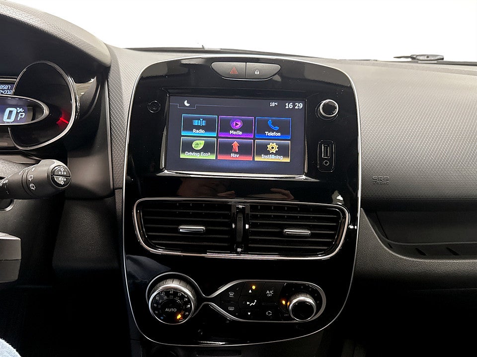 Bild på Renault Clio Intens Sport Tourer 1.2 TCe 118hk Aut NAVI