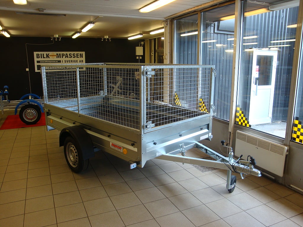 Neptun Praktik 253 reggad 750 kg inkl galler 