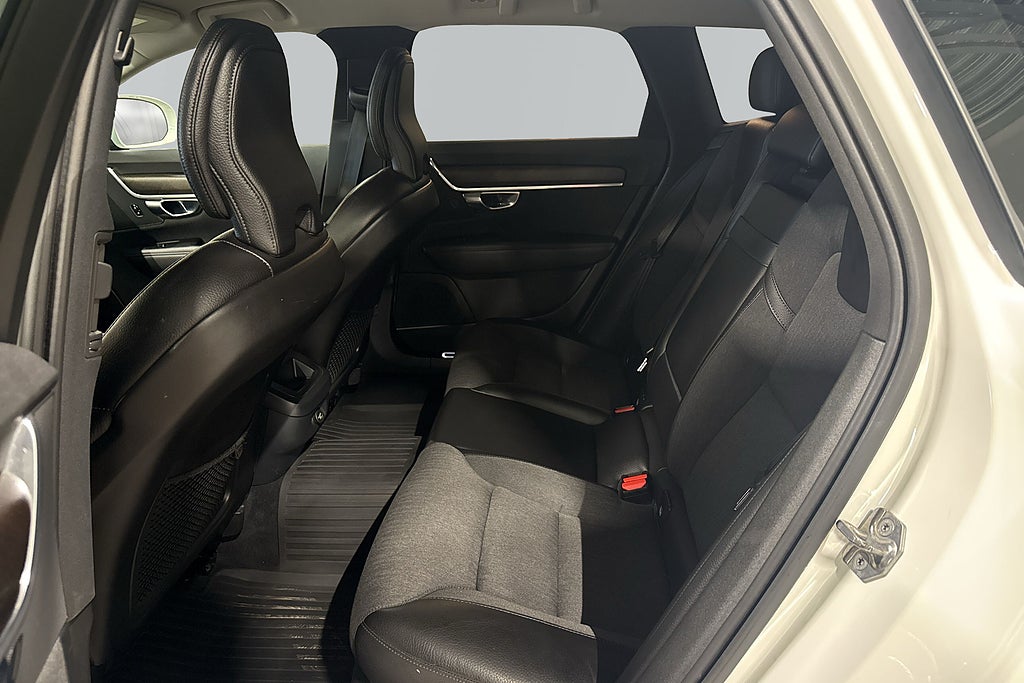 Volvo V90 Cross Country D4 AWD Geartronic Kamera Dragkrok VOC