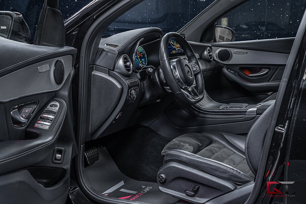 Mercedes-Benz GLC 300 de Coupé 4M AMG Cockpit Värmare Nightpack Dragkrok