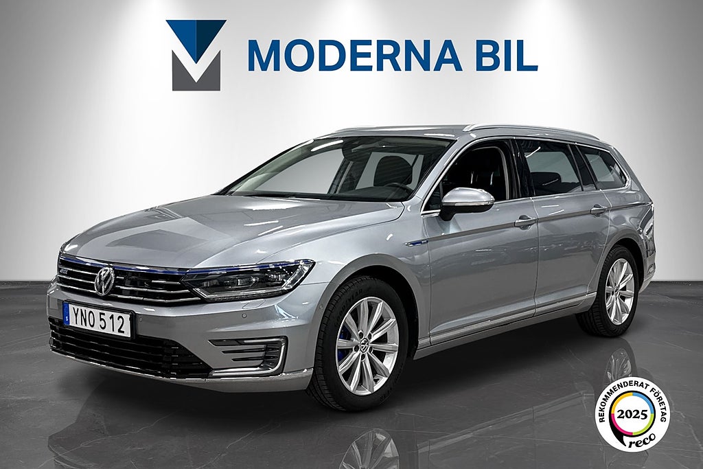 Volkswagen Passat GTE 1.4 TSI 218hk Drag Cockpit Kamera Adaptiv Nyservad