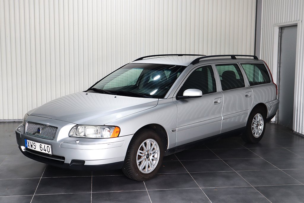 Volvo V70 2.4 Business Besiktad&Serv 2-ägare Dragkrok 140hk