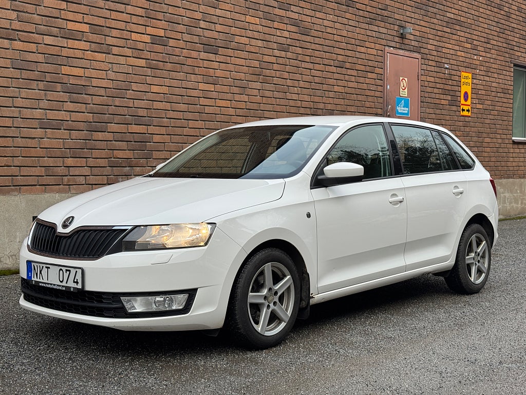 Skoda Rapid Spaceback 1.2 TSI Plus GPS PDC 1 ägare