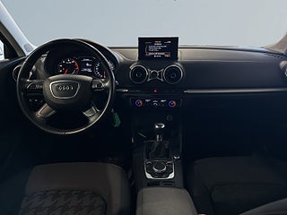 Audi A3 Sportback 1.4 TFSI Attraction Mvärm Psens Led-Ramp SoV – bild 8