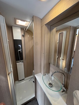 Husvagn, 1-axl Adria Adora 613 HT 11 av 14