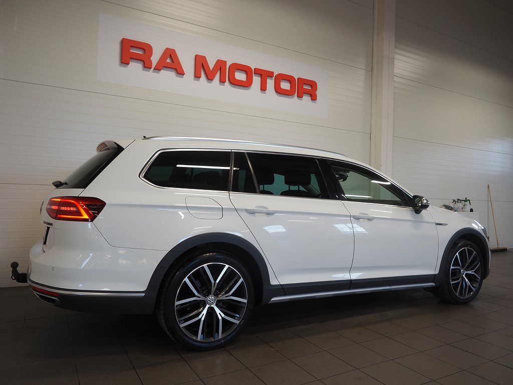 Volkswagen Passat Alltrack TDI GTS 240hk 4M |Se utrustning! 2017