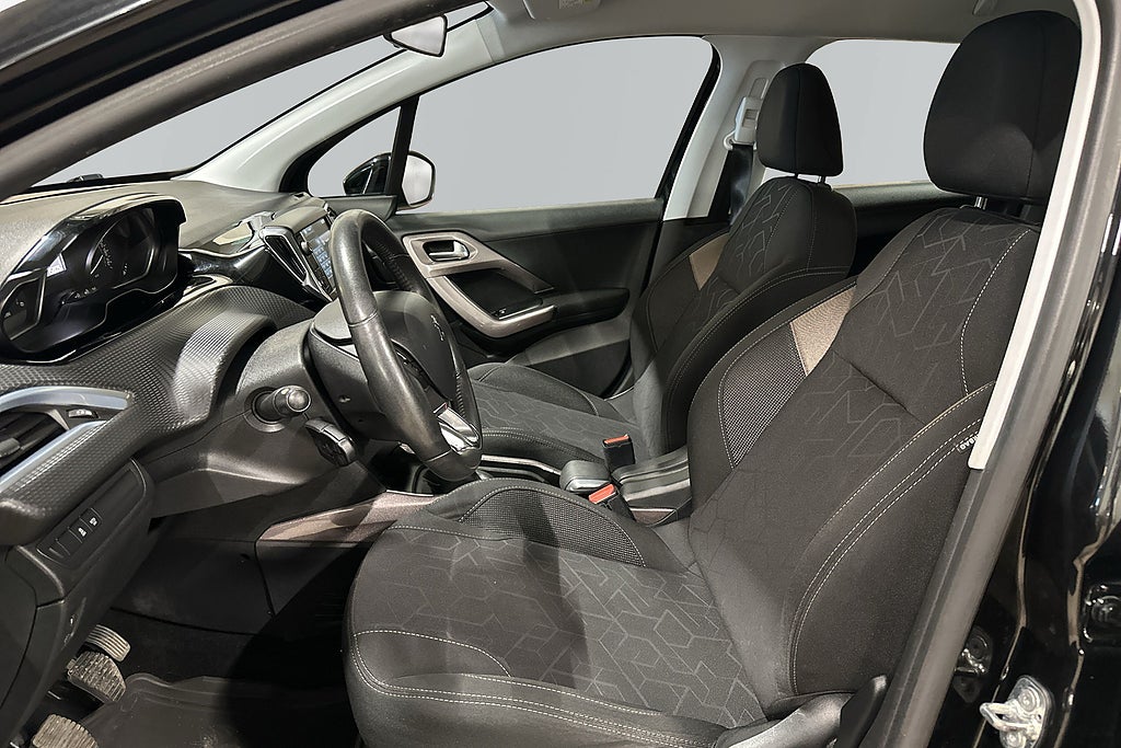 Peugeot 2008 1.6 BlueHDi Motorvärmare Ledramp