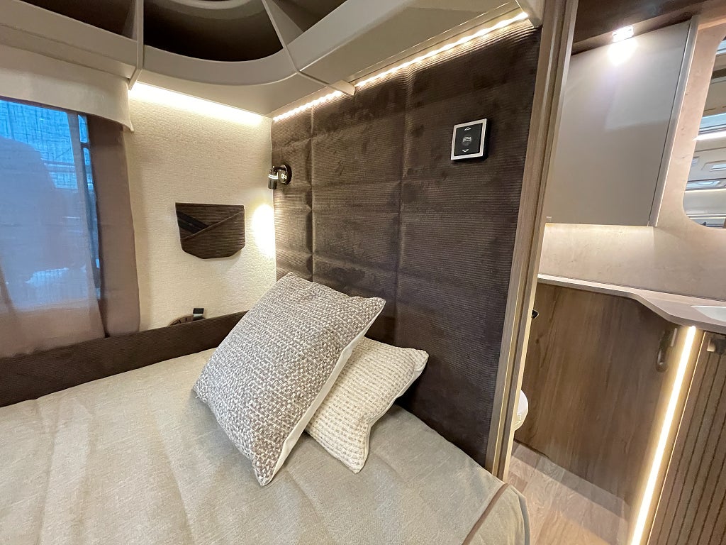 Kabe Imperial 740 CTDL KS / Cinderella / ALDE /  Läder / Lyxvagn / Al - Kabe