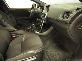 Halvkombi Volvo V40 8 av 19