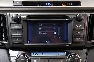 SUV Toyota RAV4 19 av 25