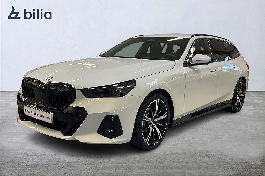 BMW 520d xDrive Touring M Sport PRO H/K Värmare Innovation Drag