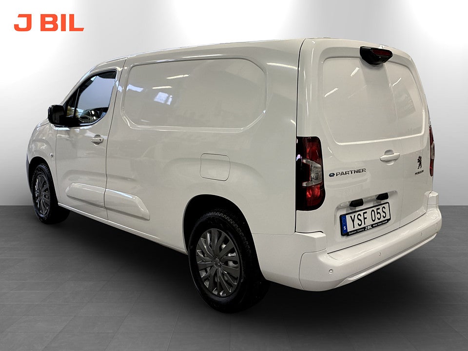 Bild på Peugeot e-Partner PRO+ Electric 136hk L2 - DEMO