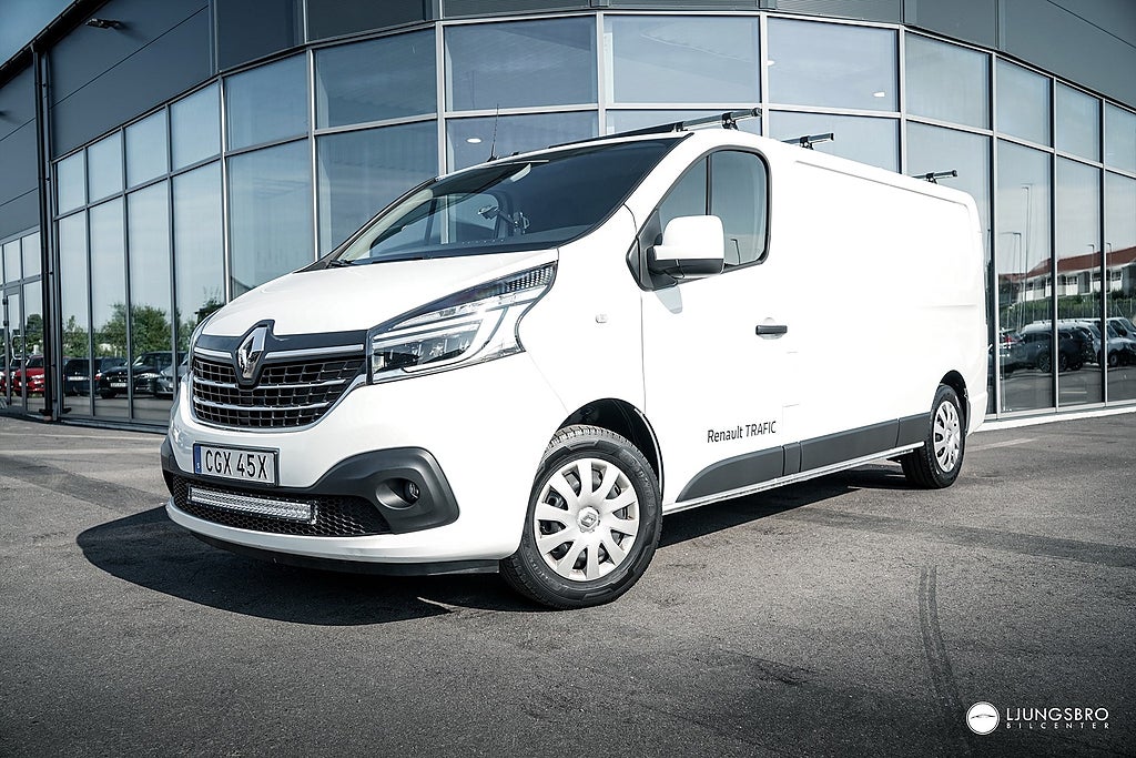 Renault Trafic Skåpbil 3.0t 2.0 dCi 145hk / 3 sits / Drag