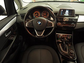 Kombi BMW 220 16 av 22