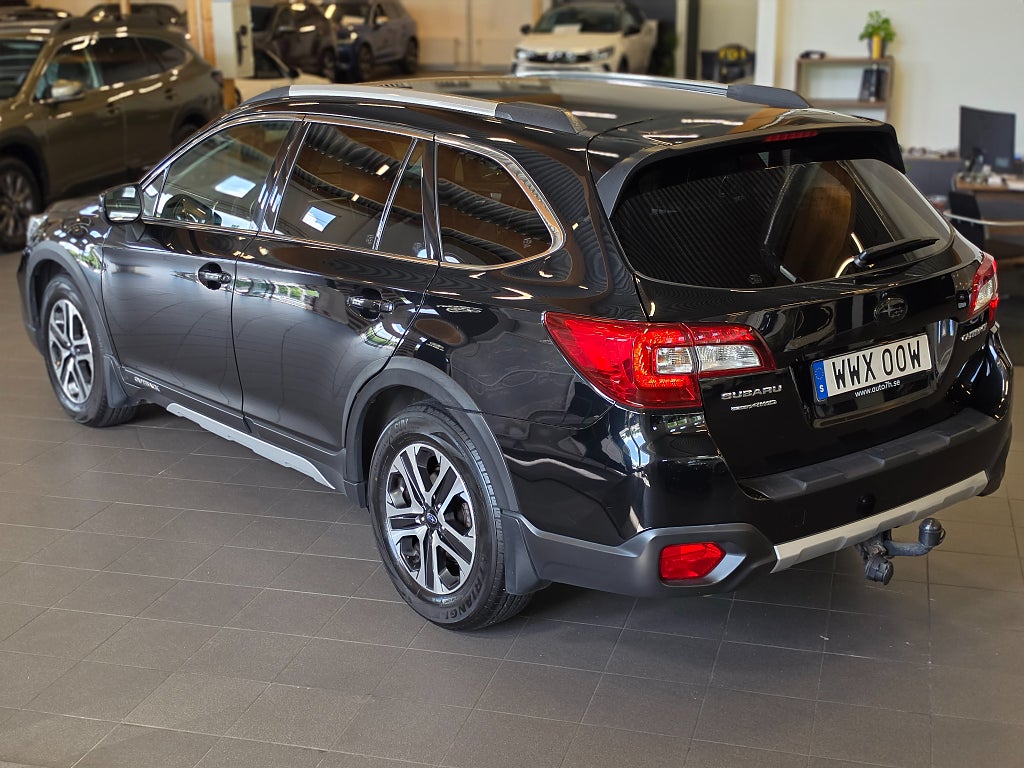 Subaru Outback 2.5 175hk 4WD Automat/Ridge Black Edition/Drag/B-Kamera