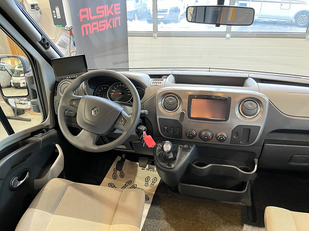 Adria Matrix Supreme 687 SL /ALDE/Solcell/Taksäng/Kedja/5 bältad/  - Adria