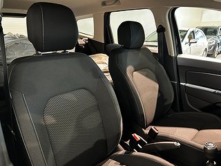 Dacia Duster 1.3 TCe 4x4 Kamkedja Mvärm Psens 1 ägare SoV