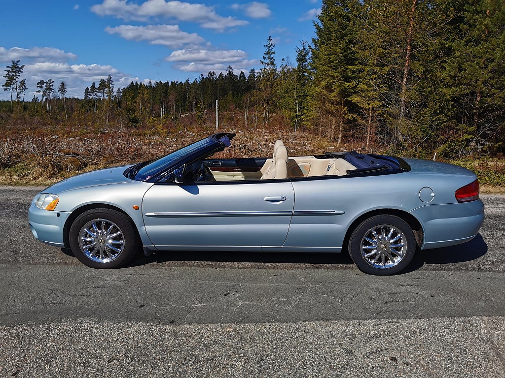 Chrysler Sebring Convertible 2.7 V6 Automatic, 4-trins, 203ps, 2001
