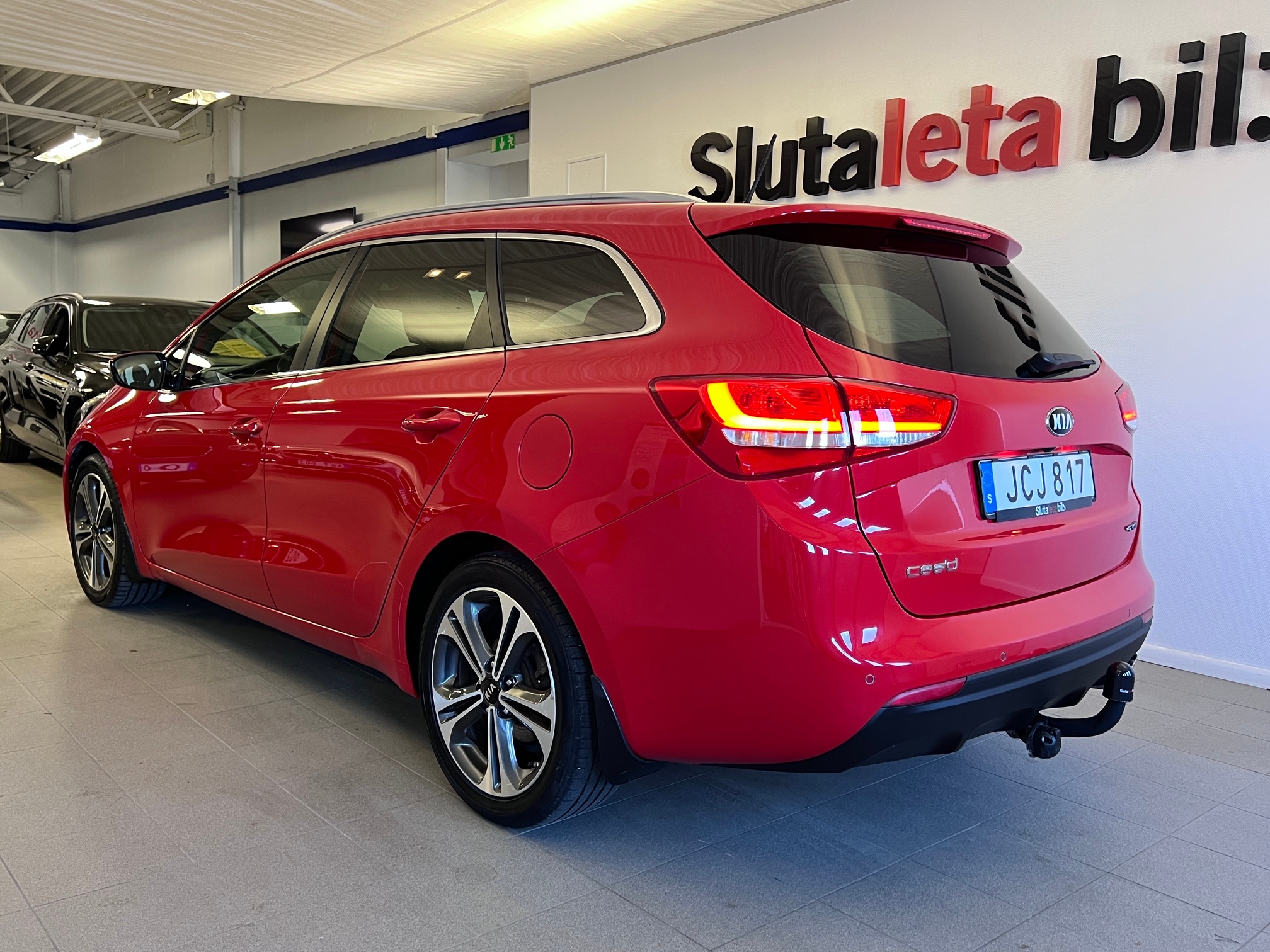 Kia Ceed SW 1.6 CRDi Aut Drag GT-Line 2016, photo 6/51