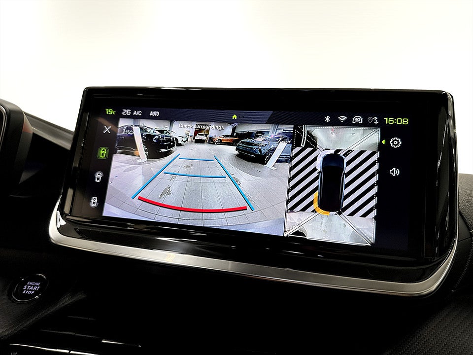 Bild på Peugeot 2008 GT 1.2 PT 130hk Aut - ELSTOL,B-KAMERA,CARPLAY