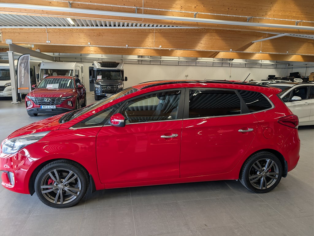 Kia Carens 1.7 CRDi GLS Drag/7-sits/M-värm/V-hjul thumbnail