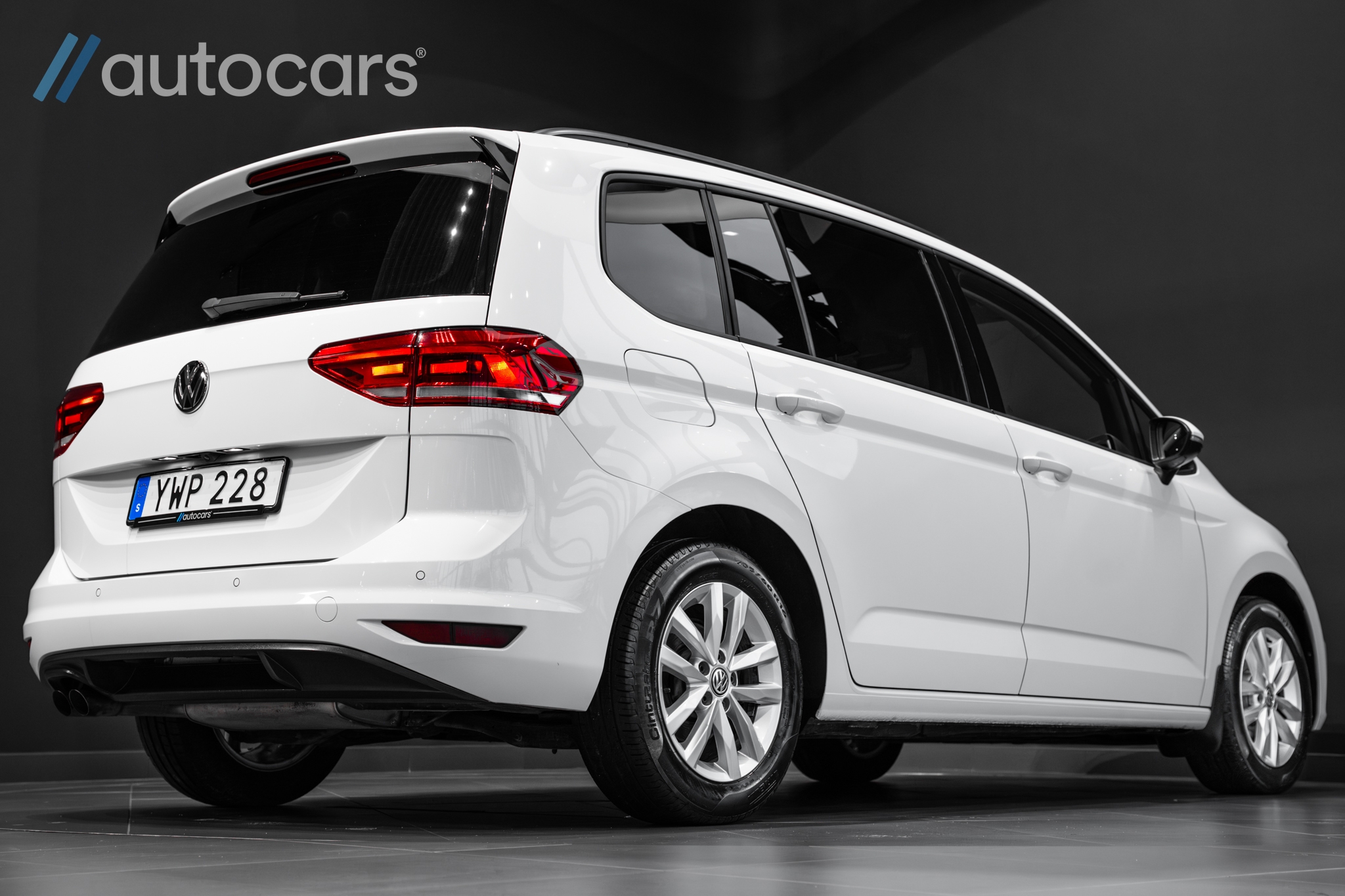 Volkswagen Touran 2.0 TDI 150hk DSG 2019, bild 3/58