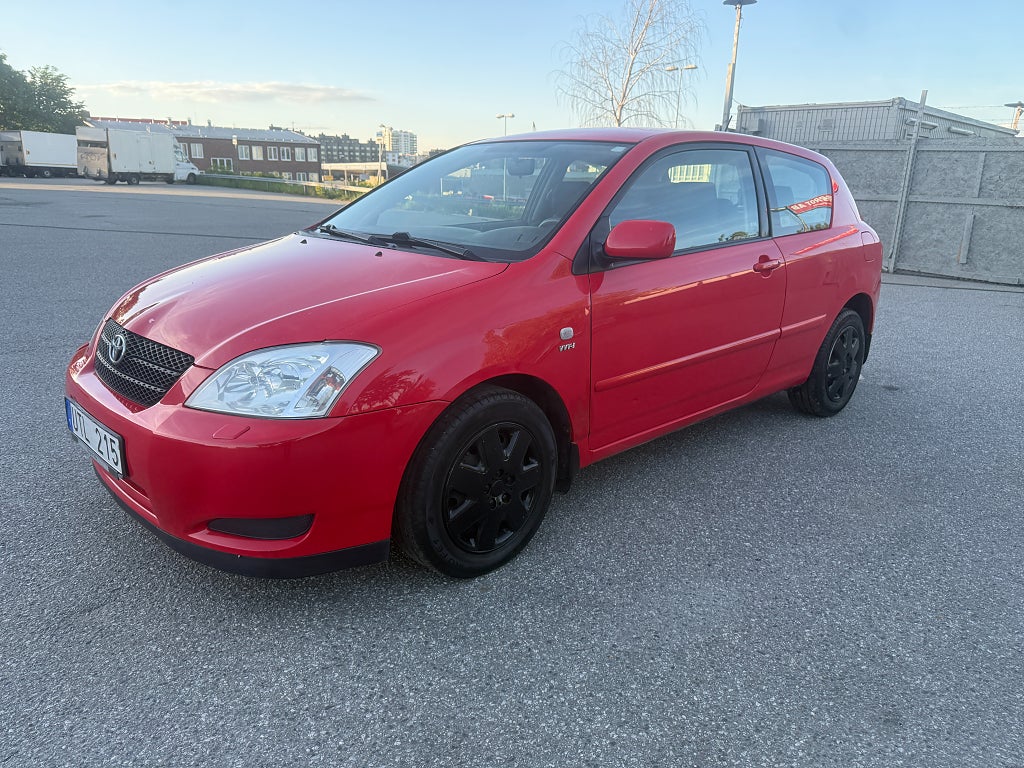 Toyota Corolla 3-dörrars 1.4 VVT-i Besktad -Servad