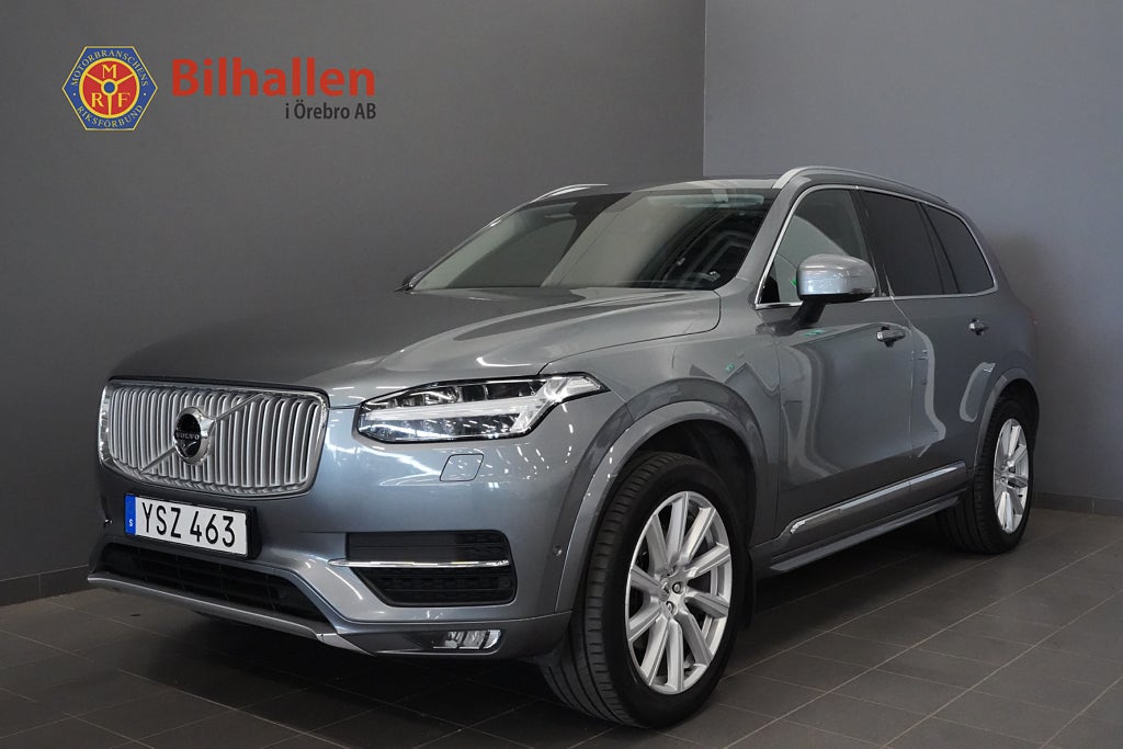 Volvo XC90 D5 AWD Inscription Komfortstolar Läder 360 HuD Drag
