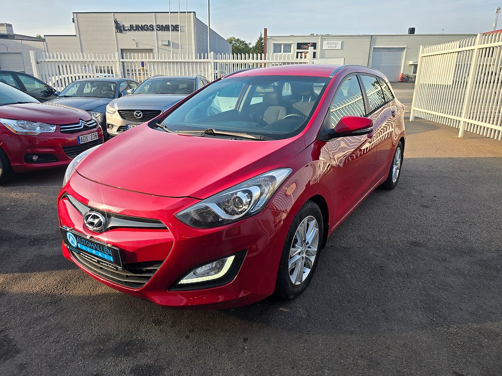 Hyundai i30 1.6 CRDi Business 1 Års Garanti 0% RÄNTA 36MÅN