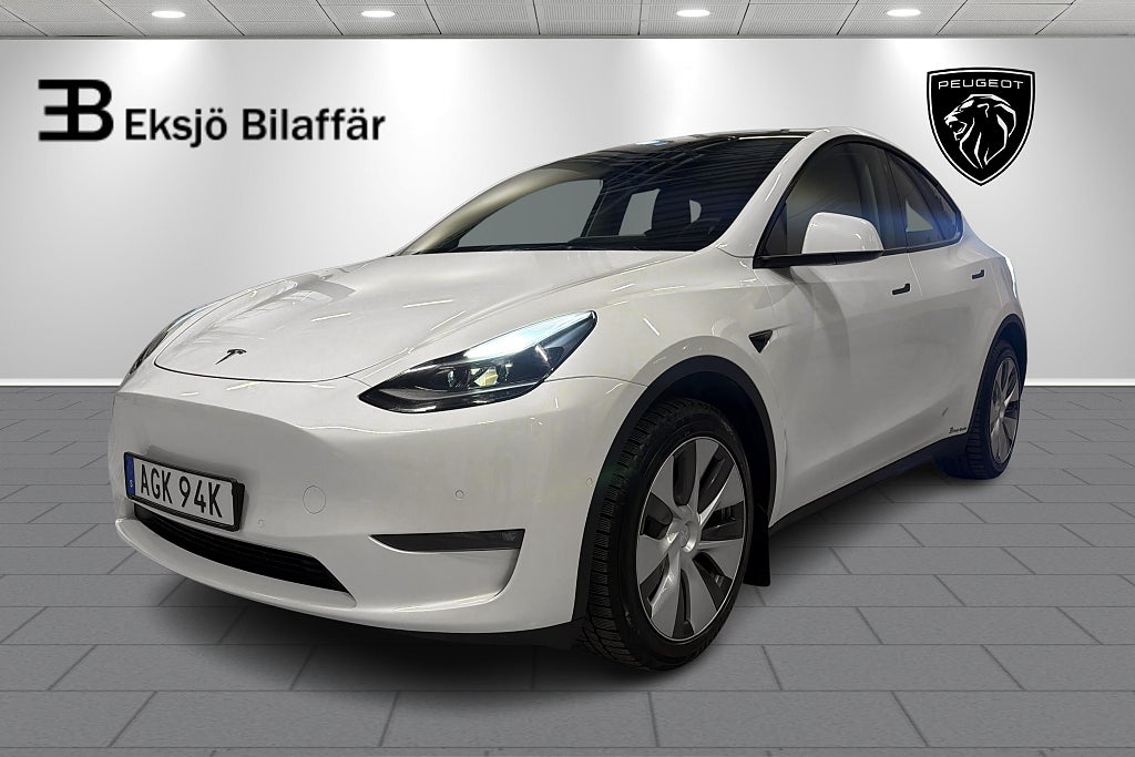 Tesla Model Y Long Range AWD Automat *Autopilot, Premiuminteriör*