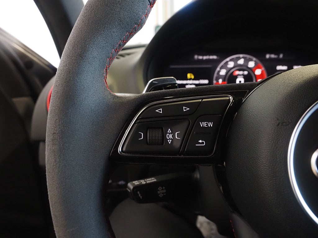 Audi RS3 Sedan 2.5 TFSI 400hk Keramiska Cockpit Matrix Nav 2018