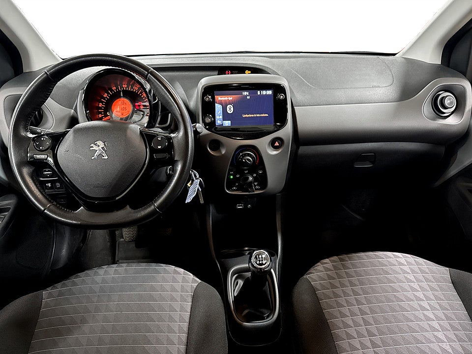 Bild på Peugeot 108 5D Active 1.0 PT 72hk BACKKAMERA CARPLAY