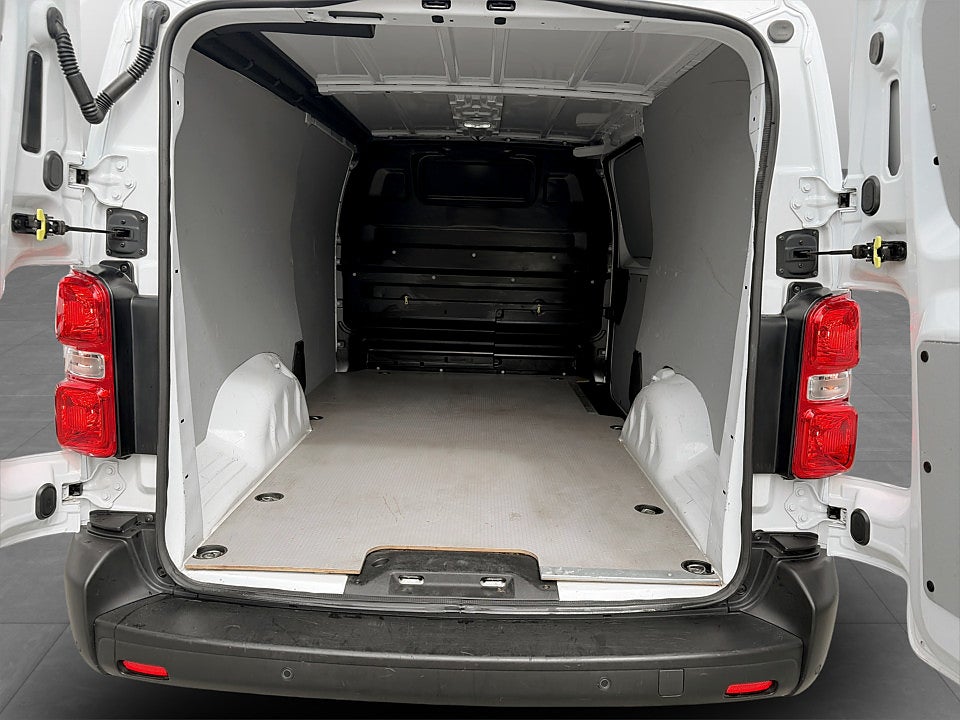 Bild på Opel Vivaro 2.0 BHDi 145hk Aut L3 B-KAMERA CARPLAY 3-SITS 