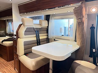 Husbil-halvintegrerad Adria CORAL SUPREME 670 SLT 11 av 26