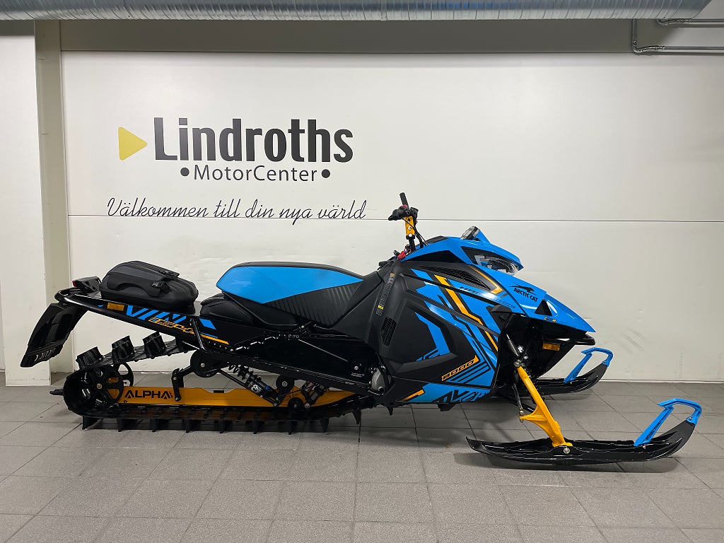 Arctic Cat M8000 ALPHA *Elstart* / *MOMS* 